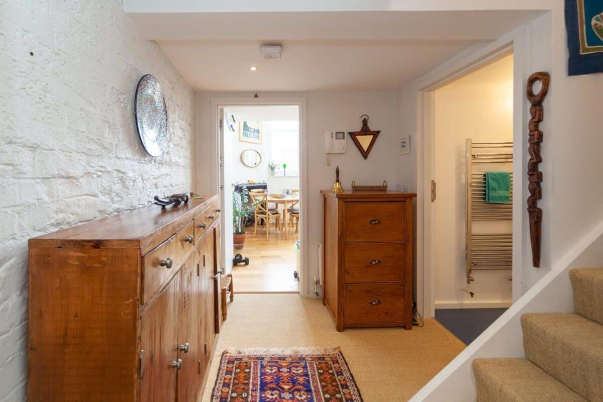 Charming 1 Bedroom Apartment In Old School House Londyn Zewnętrze zdjęcie